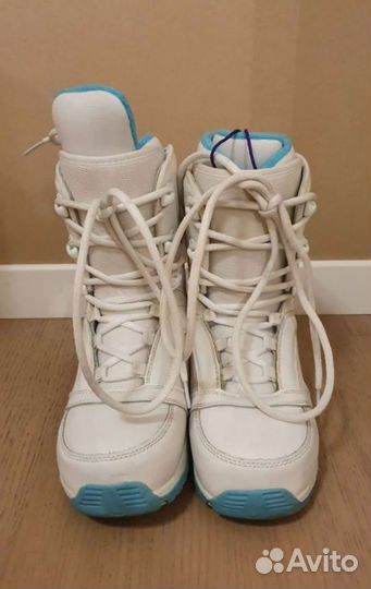 Сноубордические ботинки женские 40