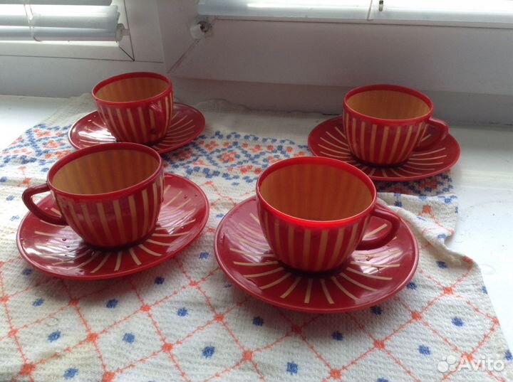 Маленький пластиковый сервиз