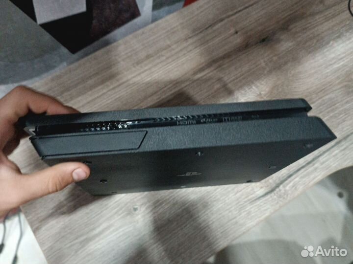 Sony PS4 slim 1tb