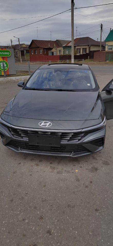 Hyundai Elantra: фото владельца