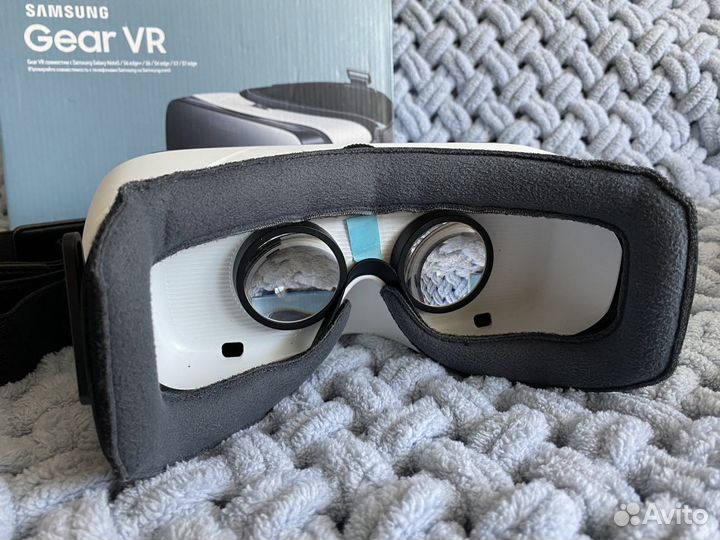 Очки виртуальной реальности samsung