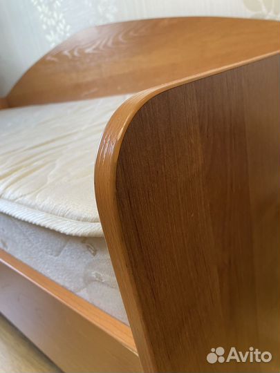 Кровать детская+матрас