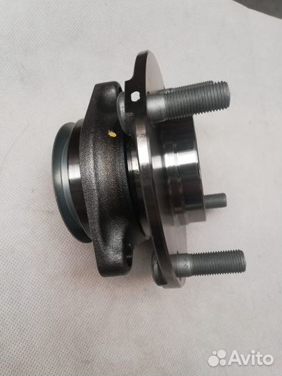 Ступица передняя в сборе Nissan Tiida HUB170T-18