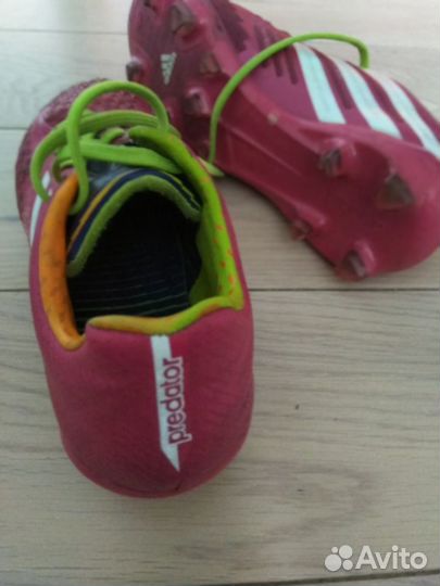 Футбольные бутсы adidas р.34