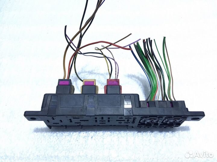 Блок реле Volkswagen Bora