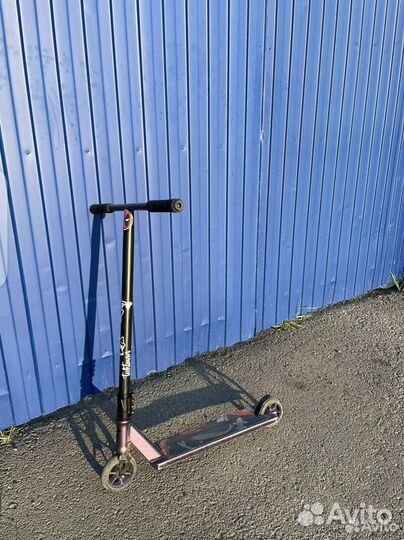 Продам трюковой самокат Tech Team