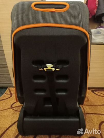 Детское автокресло от 0 до 18 кг