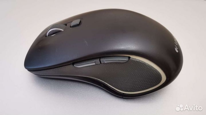 Logitech m560