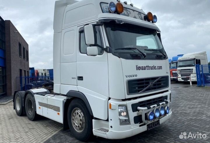 В разборке грузовик Volvo,FH 2001-2005