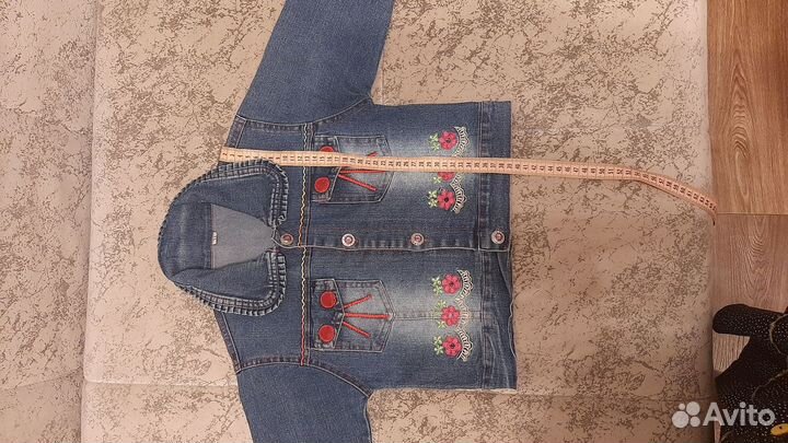 Джинсовая куртка на девочку 5-7 лет