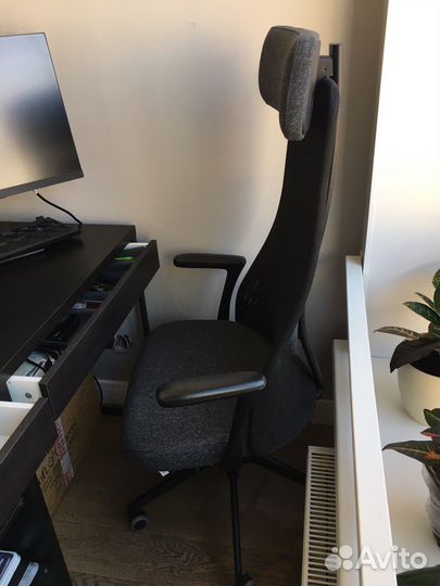 Компьютерное кресло