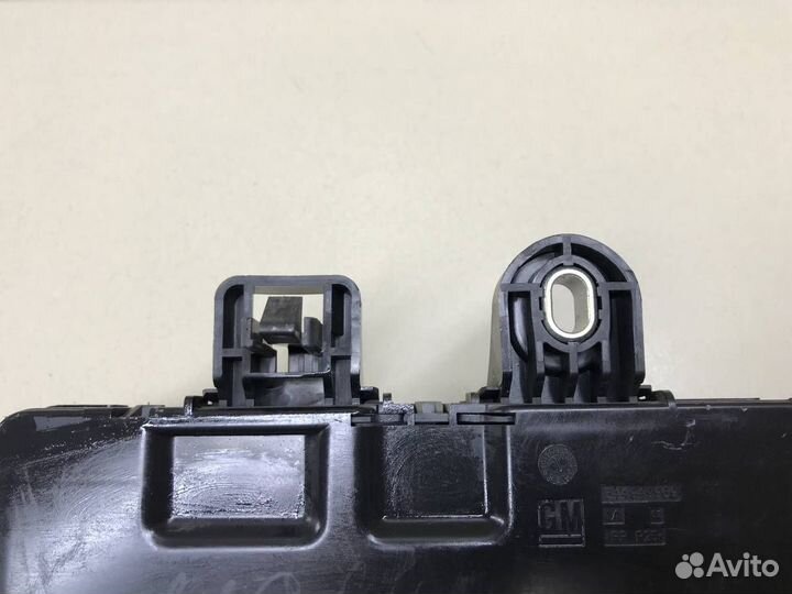 Блок предохранителей Opel Insignia 2008-2017