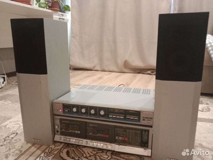 Магнитофон усилитель и колонки