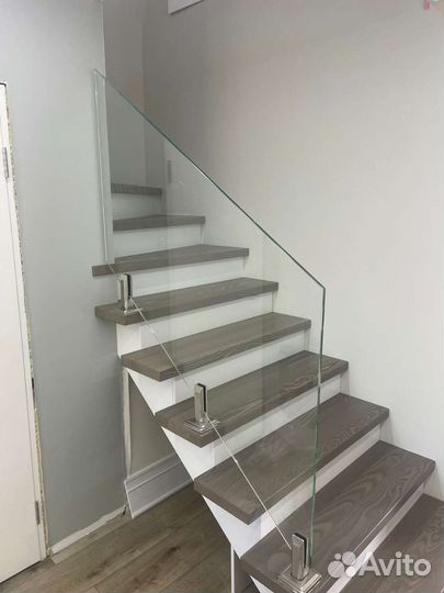 Перила из осветлённого стекла