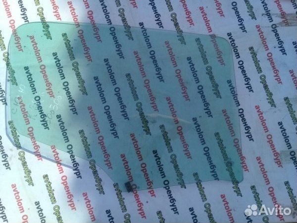 Стекло заднее правое Peugeot 308 2007-2013