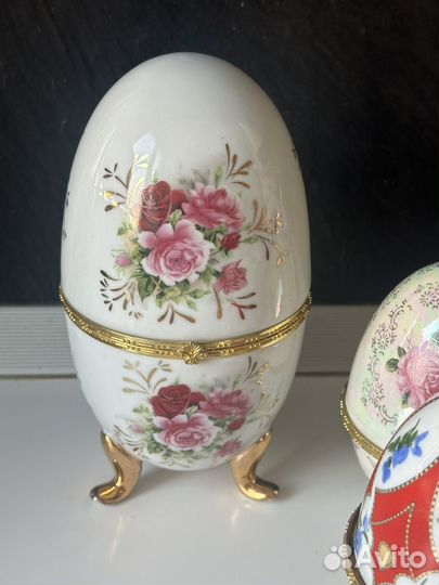 Фарфоровые шкатулки в виде яйца