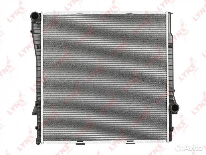 Радиатор охлаждения BMW X5 E53