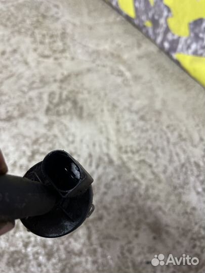 Клапан вентиляции топливного бака Mercedes W168