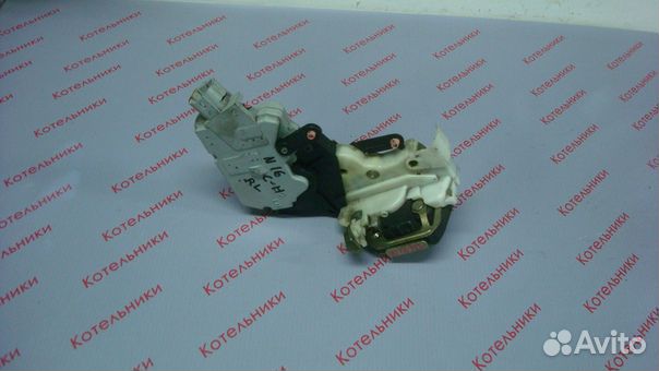 Nissan 82503-BM760 Замок задней левой двери