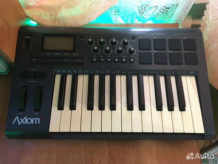 Midi-клавиатура M-Audio Axiom 25