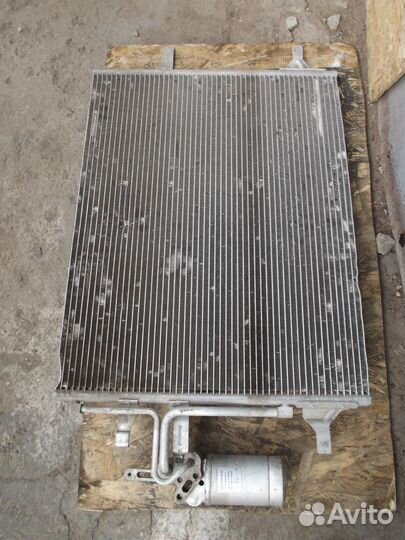 Радиатор радиатор кондиционера Volvo s60