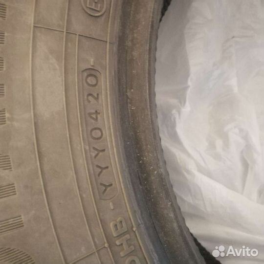 Yokohama Ice Guard IG60 215/65 R16 98H