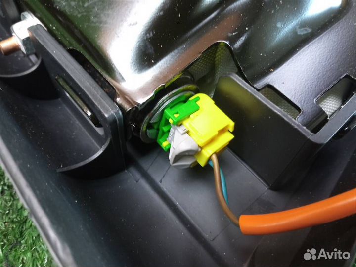 Подушка безопасности в сиденье Opel Astra H (2004