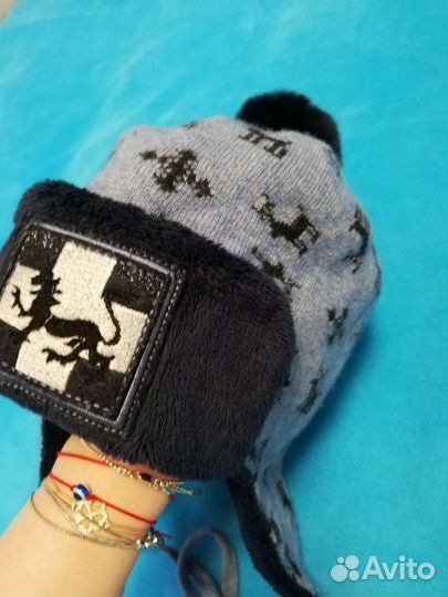 Шапка Tavitta на завязках с помпоном