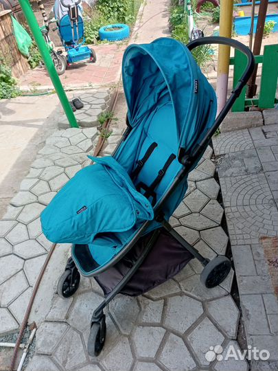 Коляска детская легкая прогулочная складная