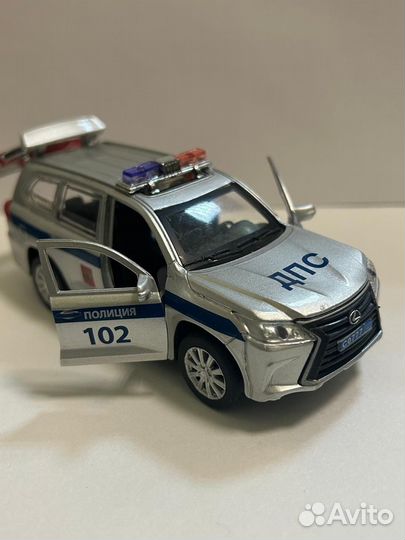 Игрушка машина металл Lexus LX 450 полиция