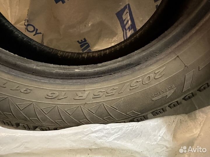 Pirelli Ice Zero 205/55 R16