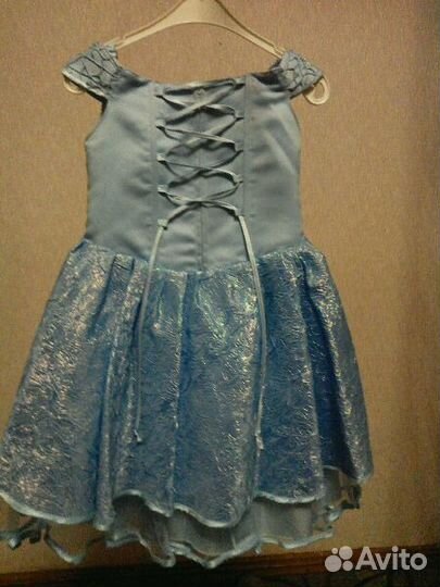 Продам платья б/у