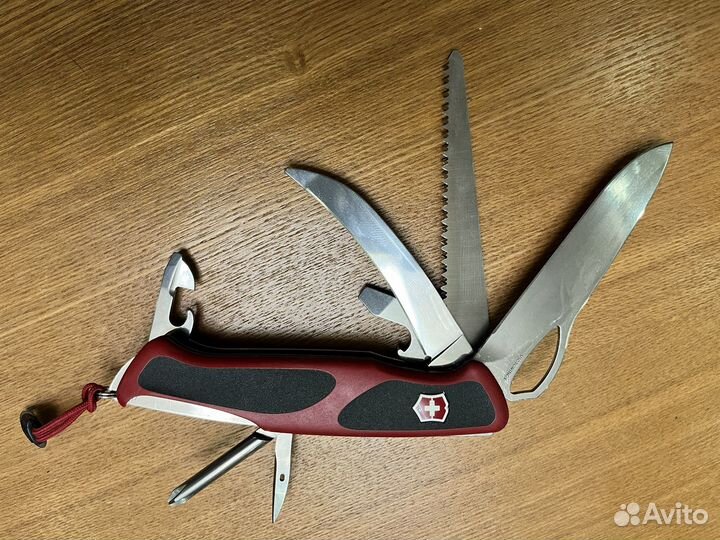 Victorinox RangerGrip 58 Hunter