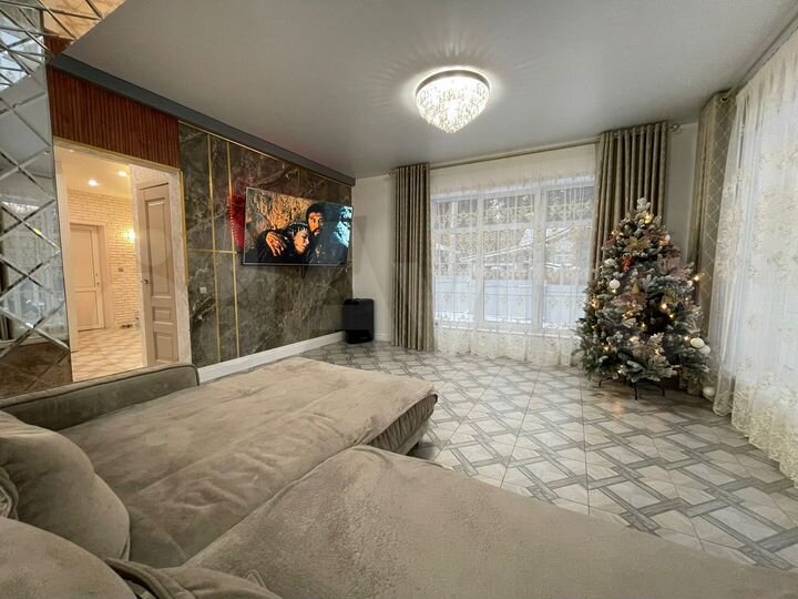 Дом 172 м² на участке 13 сот.