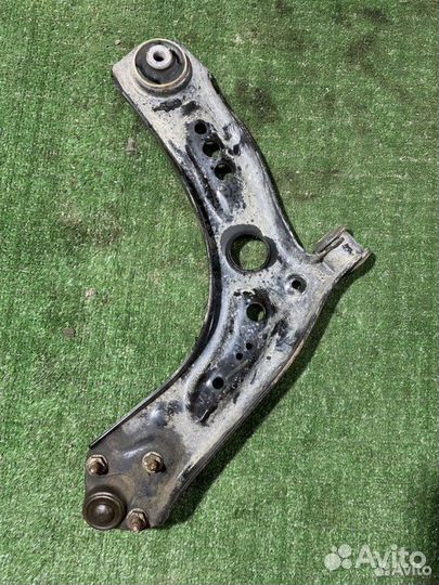 Рычаг передний левый Skoda Octavia Scout 2013-2017