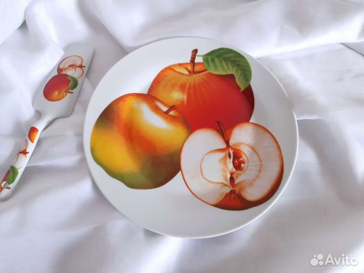 Тарелка для торта с лопаткой новая