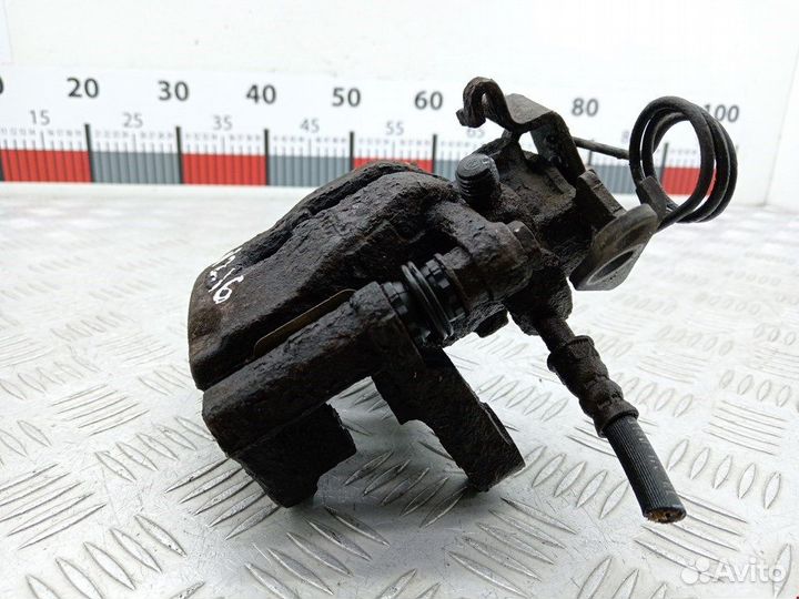 Суппорт задний правый для Ford Galaxy 2 1738987