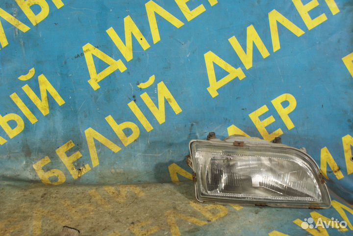 Правая фара Volvo V40