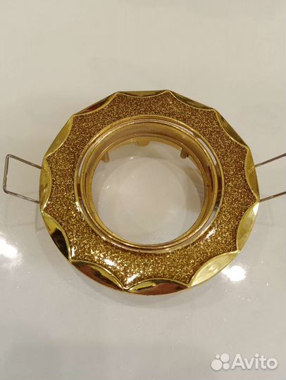 Светильник потолочный точечный