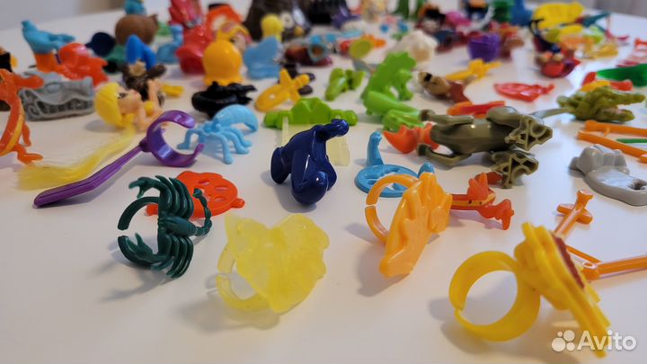 Запчасти для киндер игрушек.Цена за все