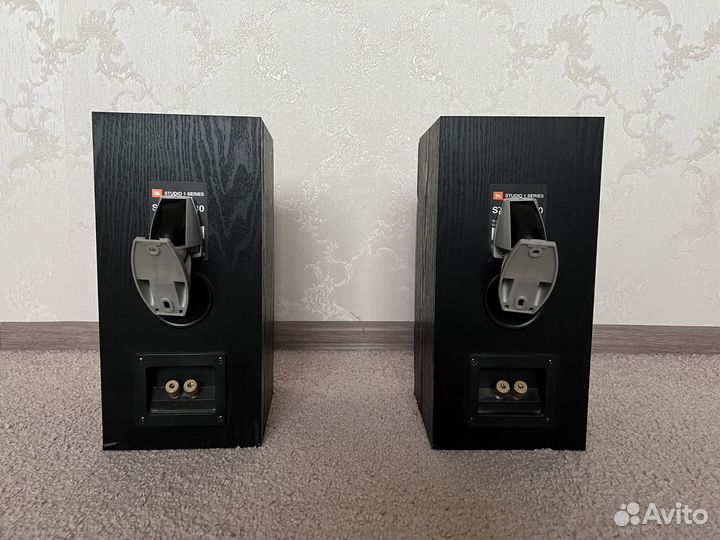 JBL Studio 130 black