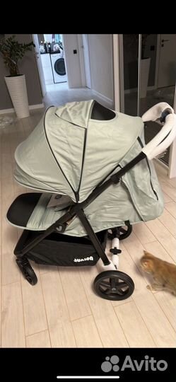 Коляска новая