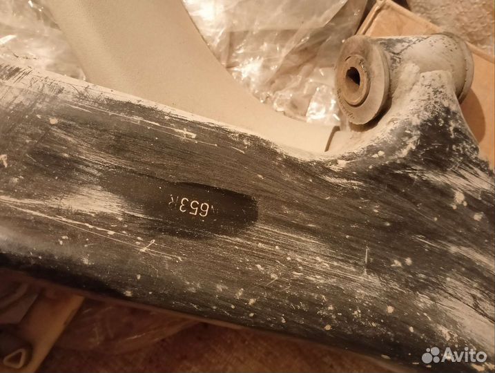 Рычаг правый nissan note e11