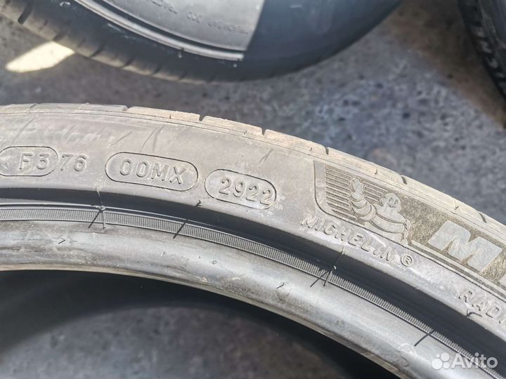 Michelin Pilot Sport 4 S 255/35 R21 и 285/30 R21