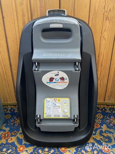 Автолюлька maxi cosi с базой isofix