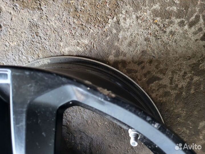 Volkswagen touareg 2 диск литой 1шт