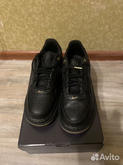 Мужские зимние кроссовки Nike Air Force 1 Luxe