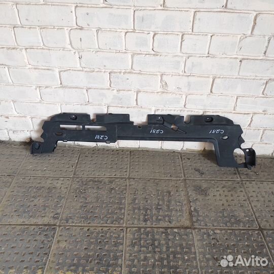 Пыльник замка капота Toyota Auris E150