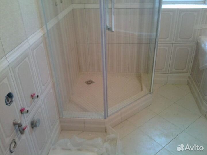 Укладка плитки на стены и полы