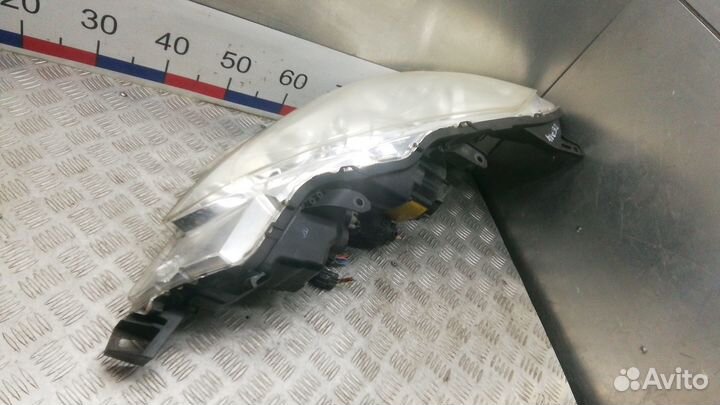 Фара правая Peugeot 4007